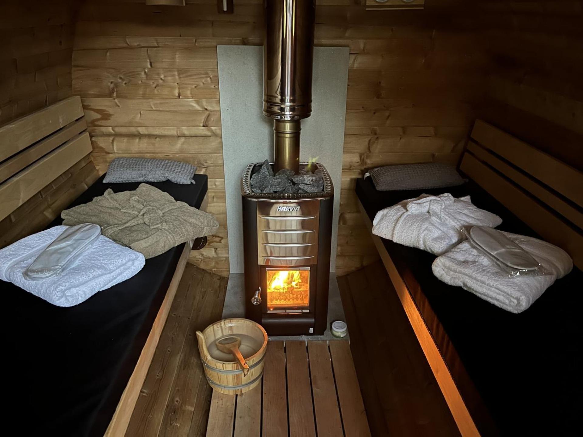 Bed & Breakfast+ De Kooimolen Dreumel Ngoại thất bức ảnh